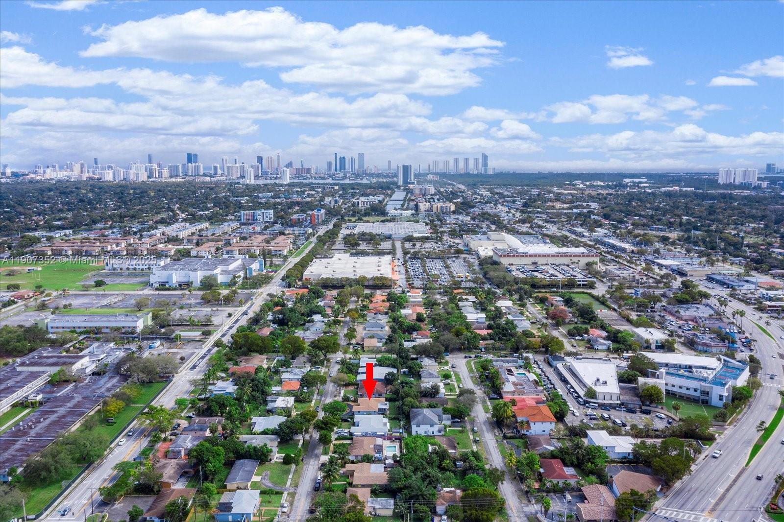 1060 Northeast 166th Street North Miami Beach, FL 33162 - Photo 8 of 32