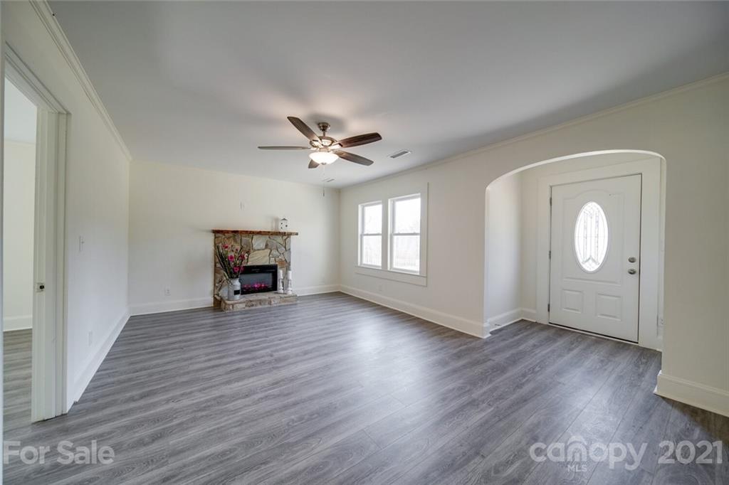 32577 Pennington Road Albemarle, NC 28001 - Photo 3 of 37 Gallery Image 3