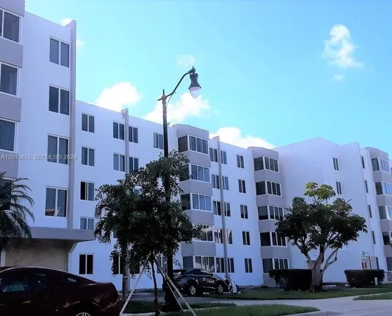 $2,450 | 250 180th Drive, Unit 308, Sunny Isles Beach, FL 33160