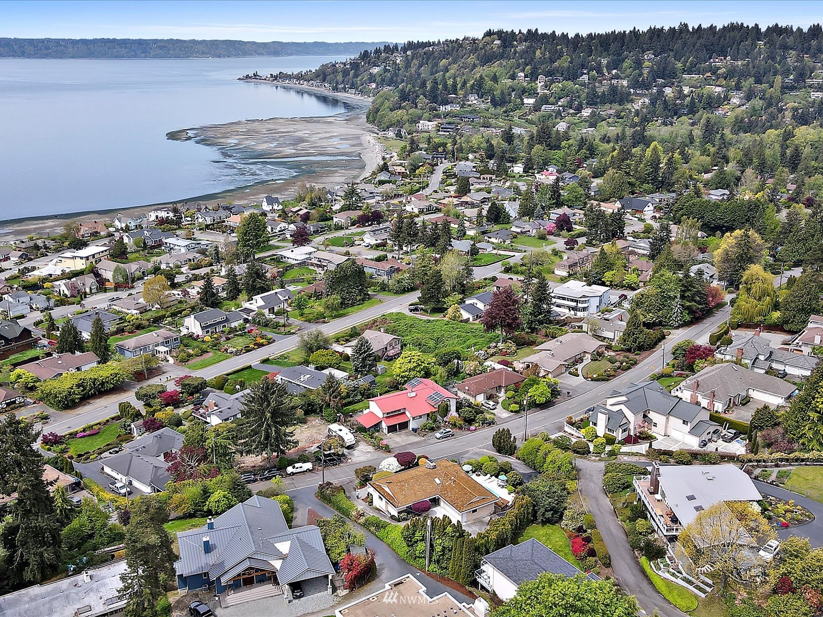 18156 Riviera Place Southwest Normandy Park, WA 98166 - Photo 34 of 40 an aerial view of a city
