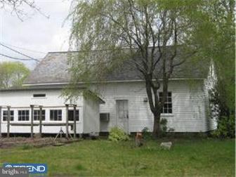 936 Edgewood Road Riegelsville, PA 18077 - Photo 5 of 6 Barn
