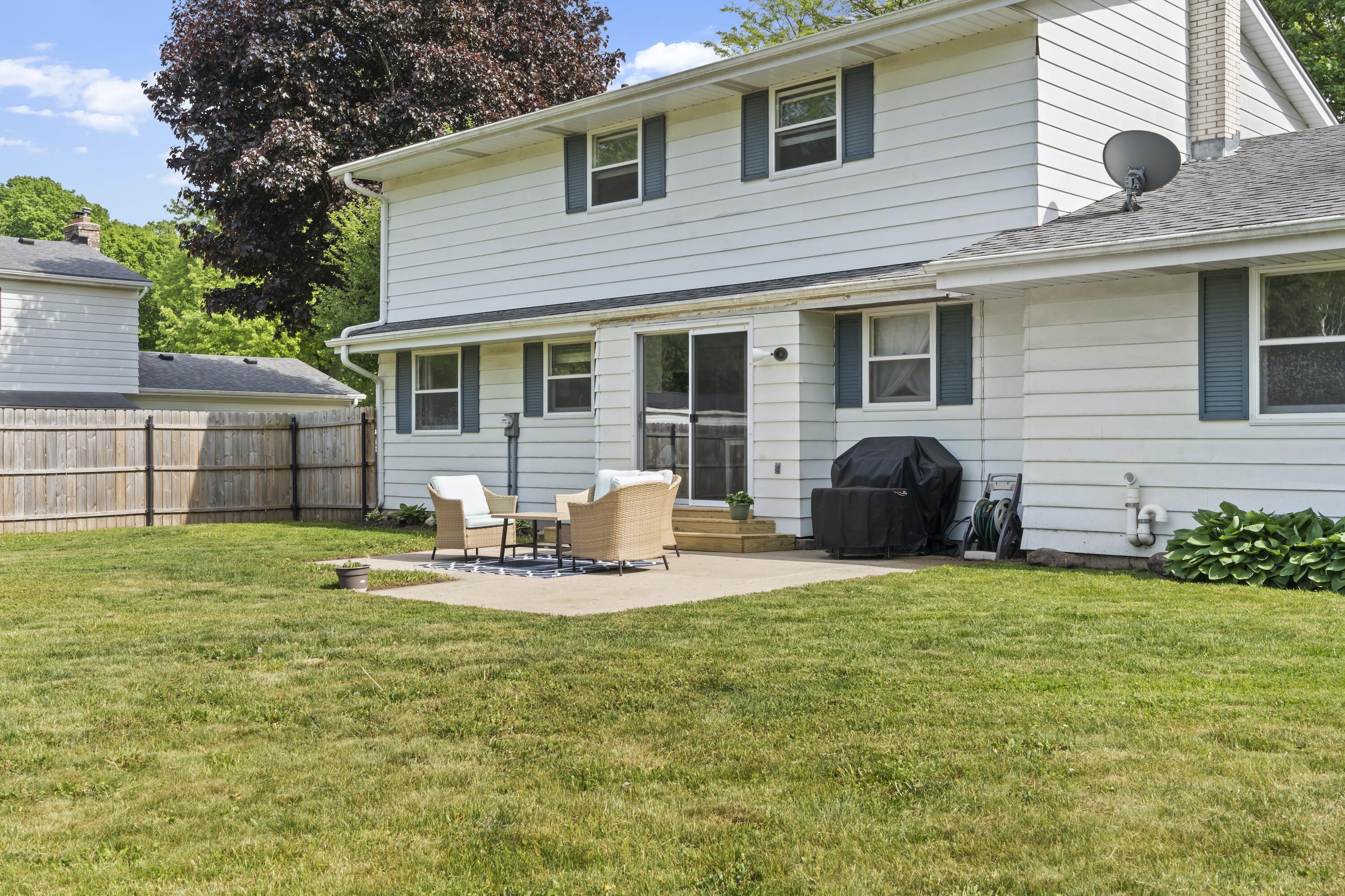 5150 West Fairy Chasm Road Brown Deer, WI 53223 - Photo 29 of 33 Patio Fun!