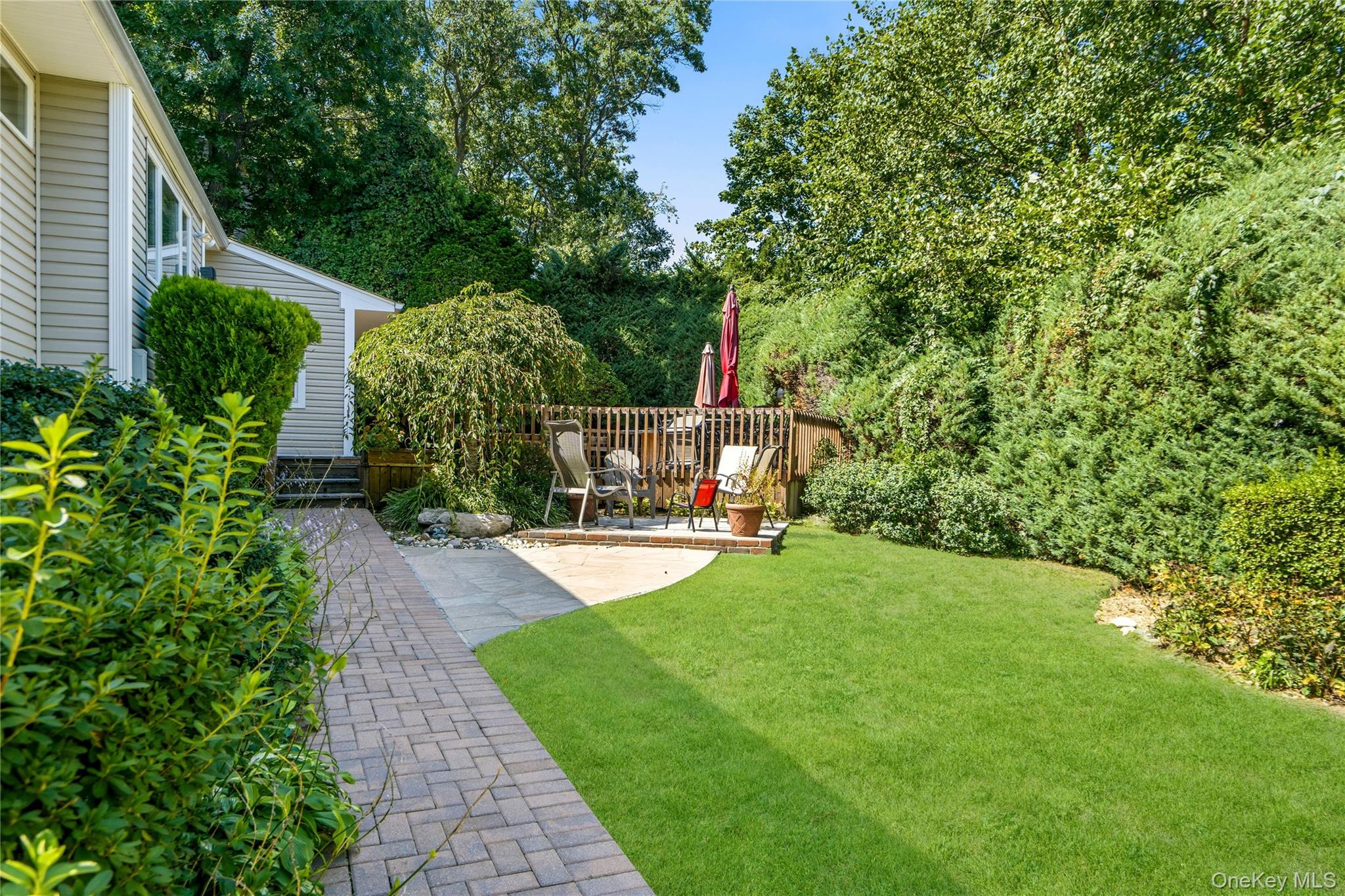 20 High Ridge Road Plainview, NY 11803 - Photo 28 of 35 Gallery Image 28