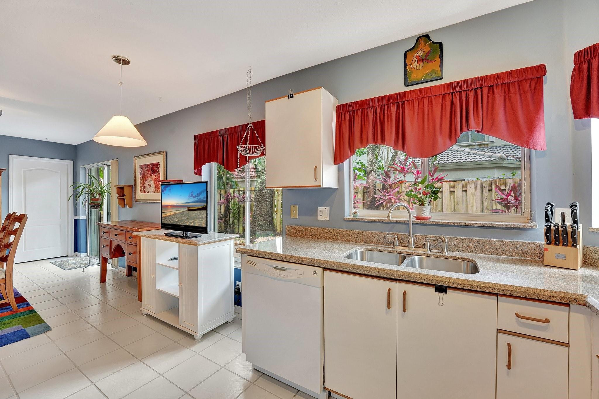 11250 Renaissance Road Hollywood, FL 33026 - Photo 11 of 56 Photo 11