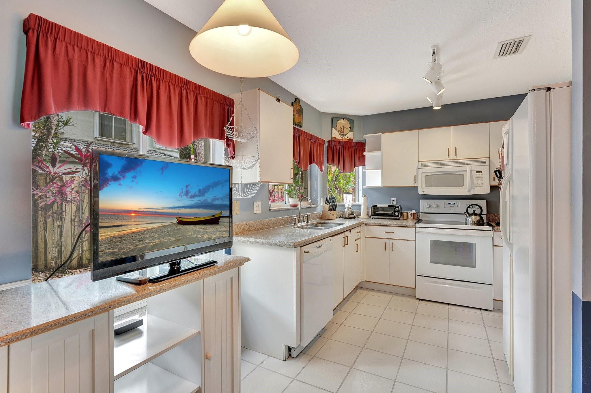 11250 Renaissance Road Hollywood, FL 33026 - Photo 8 of 56 Photo 8