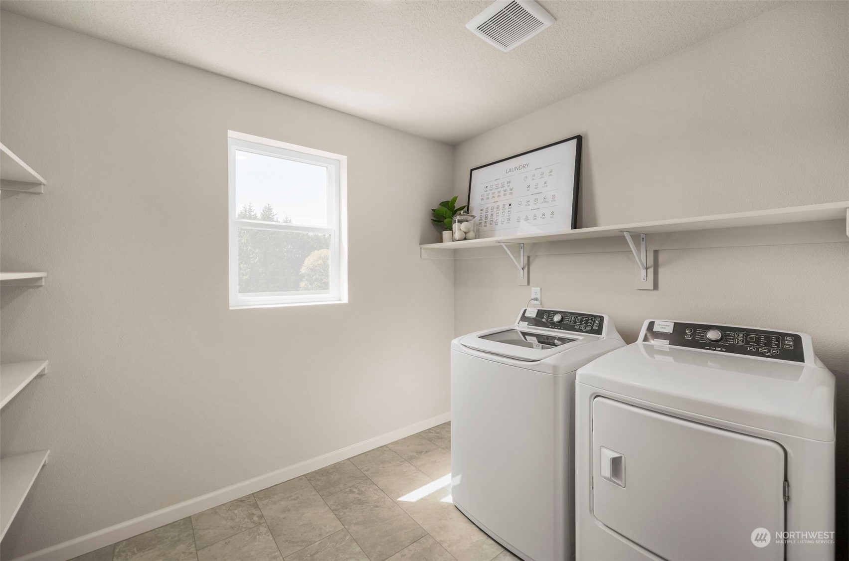 2814 South 9th Avenue Ridgefield, WA 98642 - Photo 21 of 37 a utility room with dryer and washer