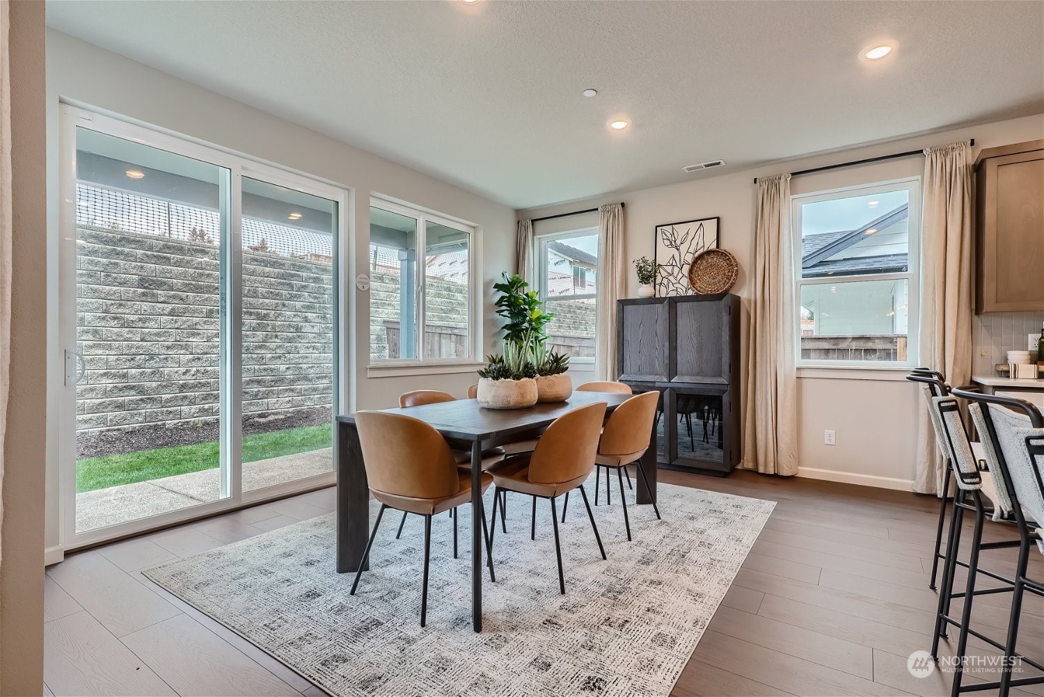 2814 South 9th Avenue Ridgefield, WA 98642 - Photo 29 of 37 a dining room with furniture and window