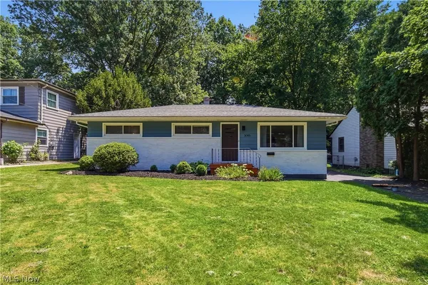 $265,000 | 3085 Englewood Drive, Stow, OH 44224