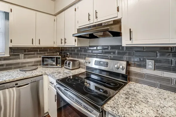 $265,000 | 8518 Castle Pine Court, Charlotte, NC 28226