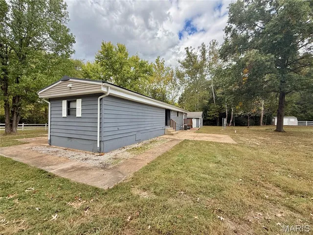 $270,000 | 8115 Graham Road, Cedar Hill, MO 63016