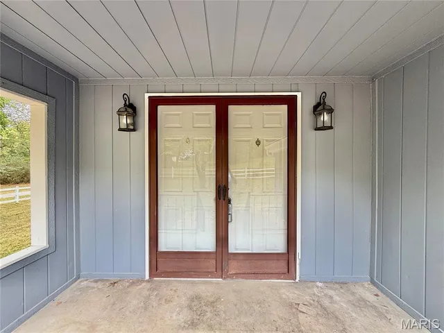 $270,000 | 8115 Graham Road, Cedar Hill, MO 63016