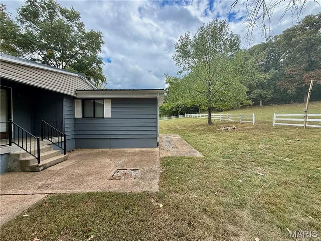 $270,000 | 8115 Graham Road, Cedar Hill, MO 63016