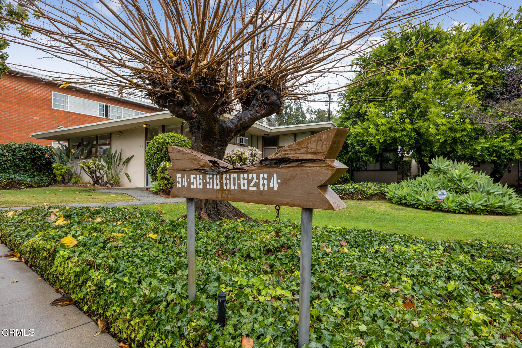 54 Avenue 64 Pasadena, CA 91105 - Photo 4 of 24 a view of a house with a yard