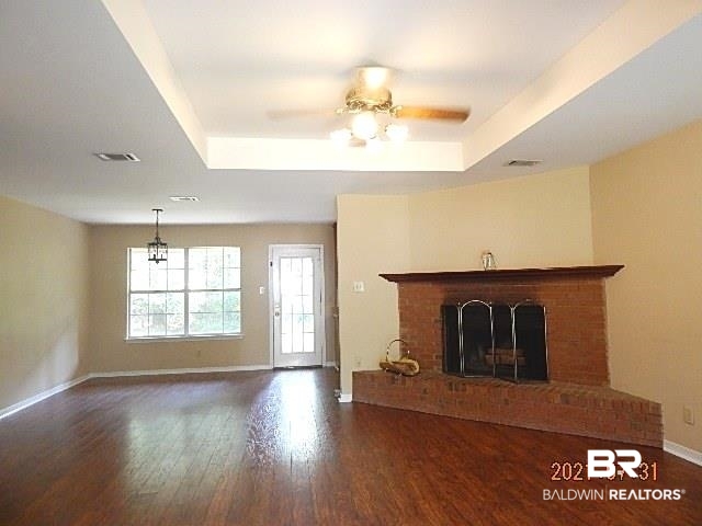 250 Montclair Loop Daphne, AL 36526 - Photo 6 of 28 Living Room