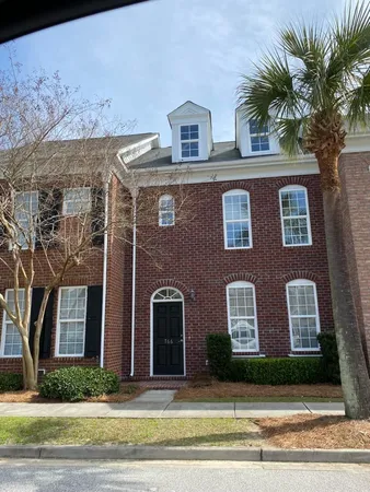 $2,295 | 766 Certificate Court, Charleston, SC 29414