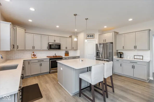 $455,000 | 1906 Doncaster Drive, Avon, IN 46123