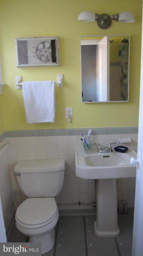 3374 Gunston Road, Unit 73933 Alexandria, VA 22302 - Photo 14 of 14 Bath #1