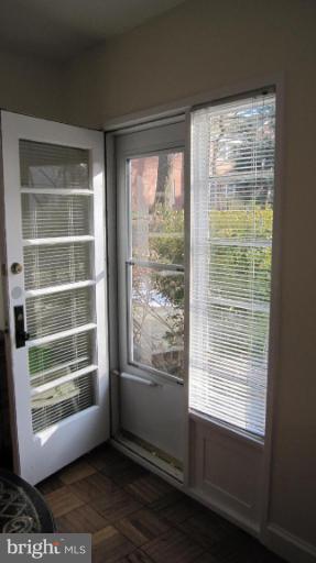 3374 Gunston Road, Unit 73933 Alexandria, VA 22302 - Photo 8 of 14 Unique #1