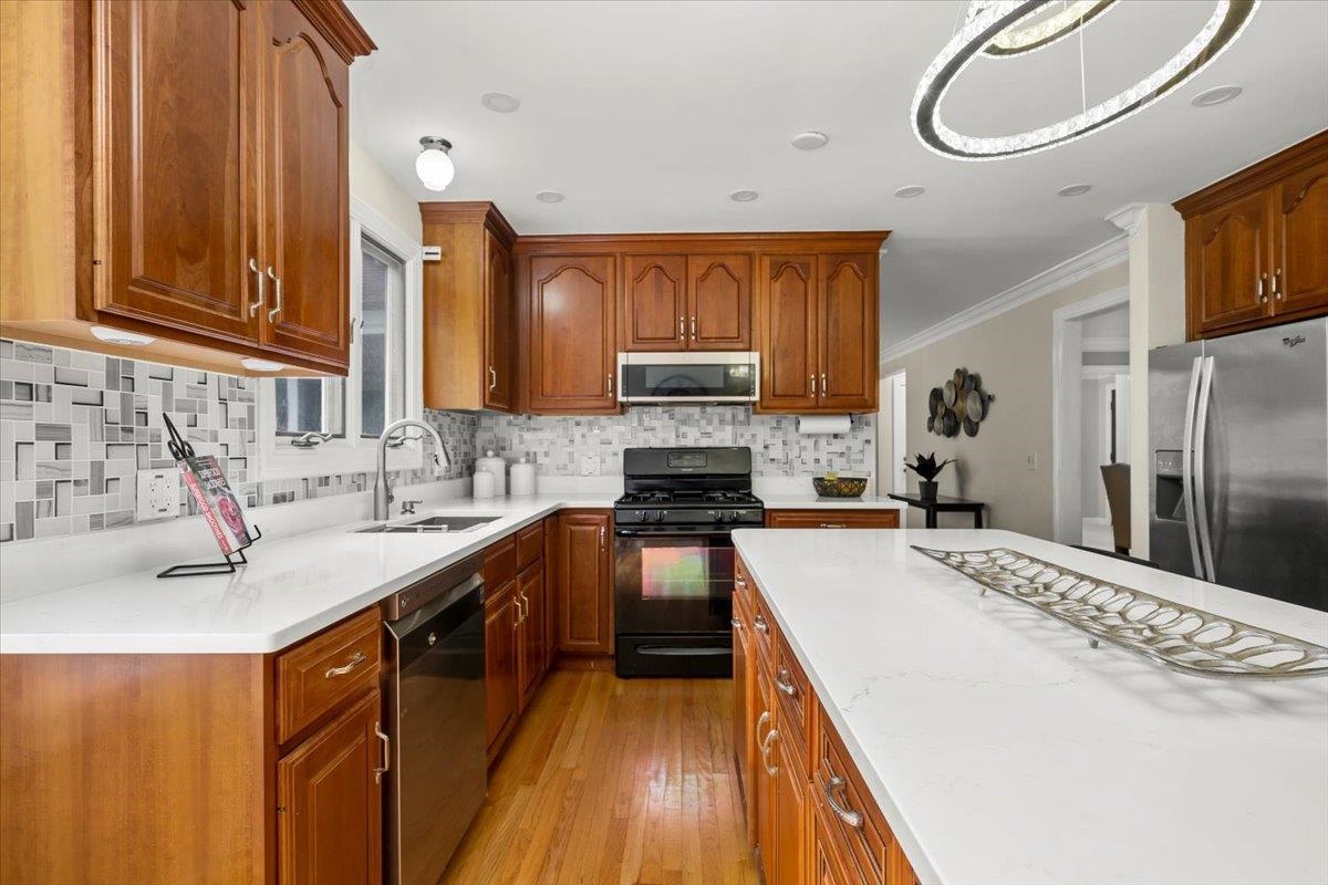 21 Hearthside Circle Bedford, NH 03110 - Photo 12 of 40