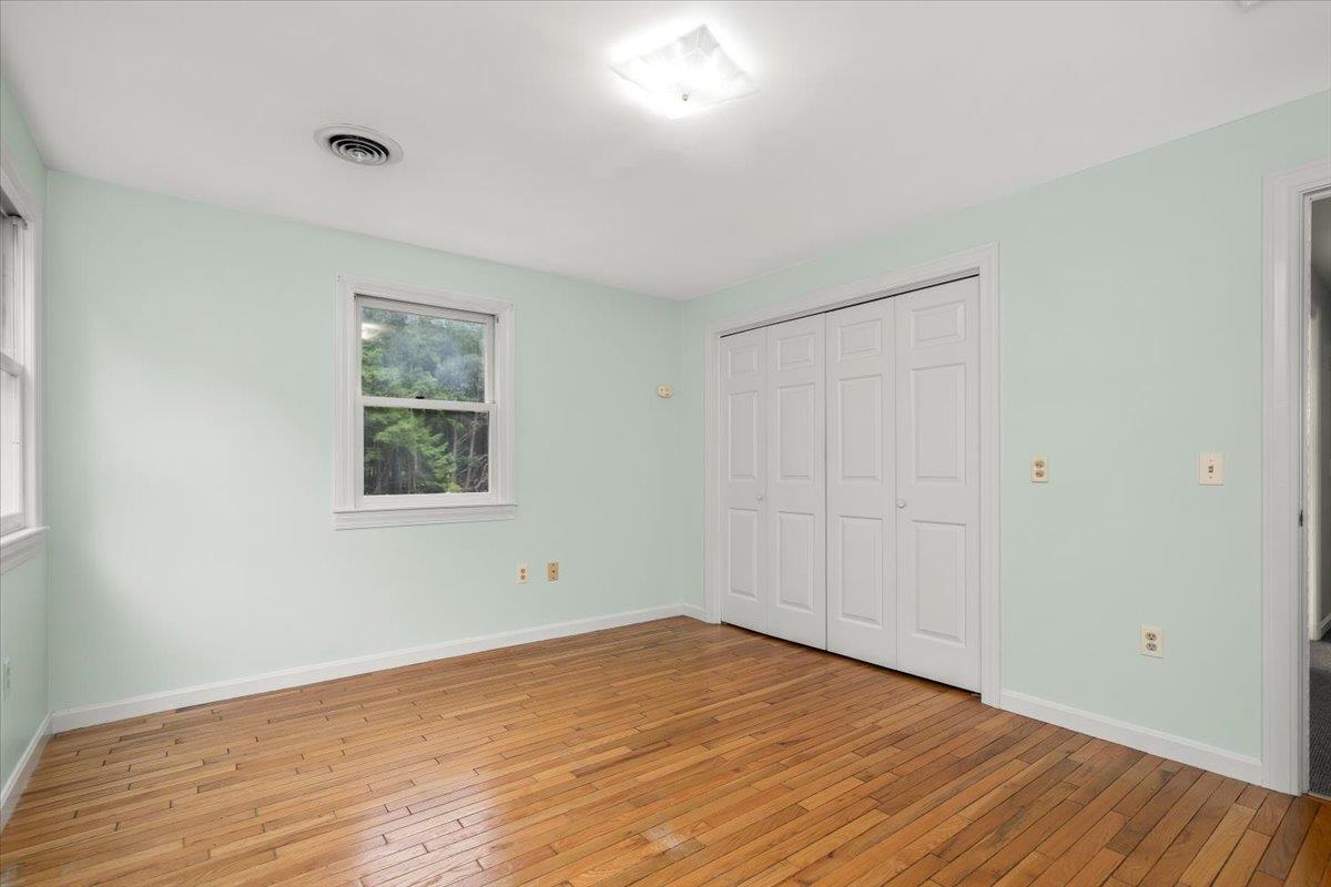 21 Hearthside Circle Bedford, NH 03110 - Photo 24 of 40