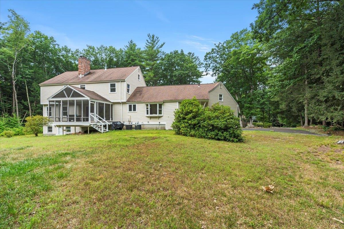 21 Hearthside Circle Bedford, NH 03110 - Photo 36 of 40