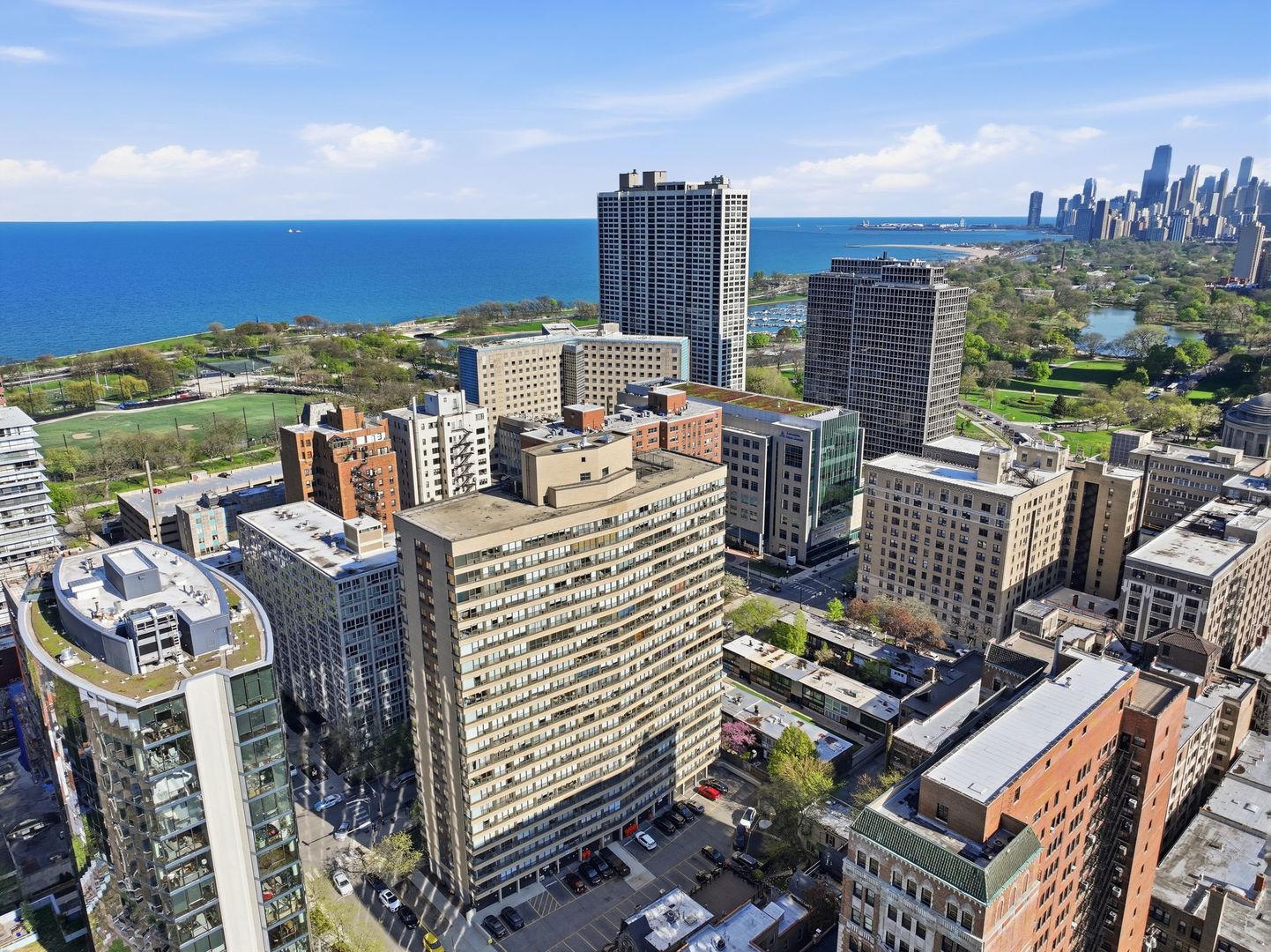 2930 North Sheridan Road, Unit 306 Chicago, IL 60657 - Photo 30 of 31