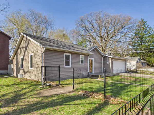 $194,226 | 1701 11th Avenue Southeast, St. Cloud, MN 56304