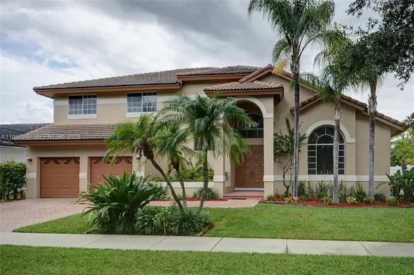 $5,200 | 1582 Northwest 182nd Way, Pembroke Pines, FL 33029