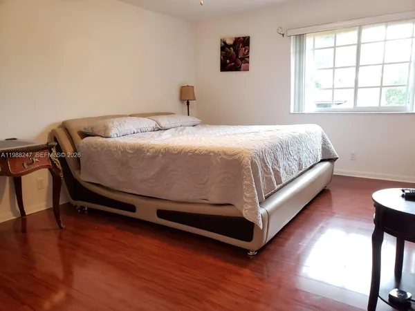 $5,200 | 1582 Northwest 182nd Way, Pembroke Pines, FL 33029