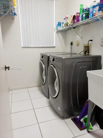 $5,200 | 1582 Northwest 182nd Way, Pembroke Pines, FL 33029