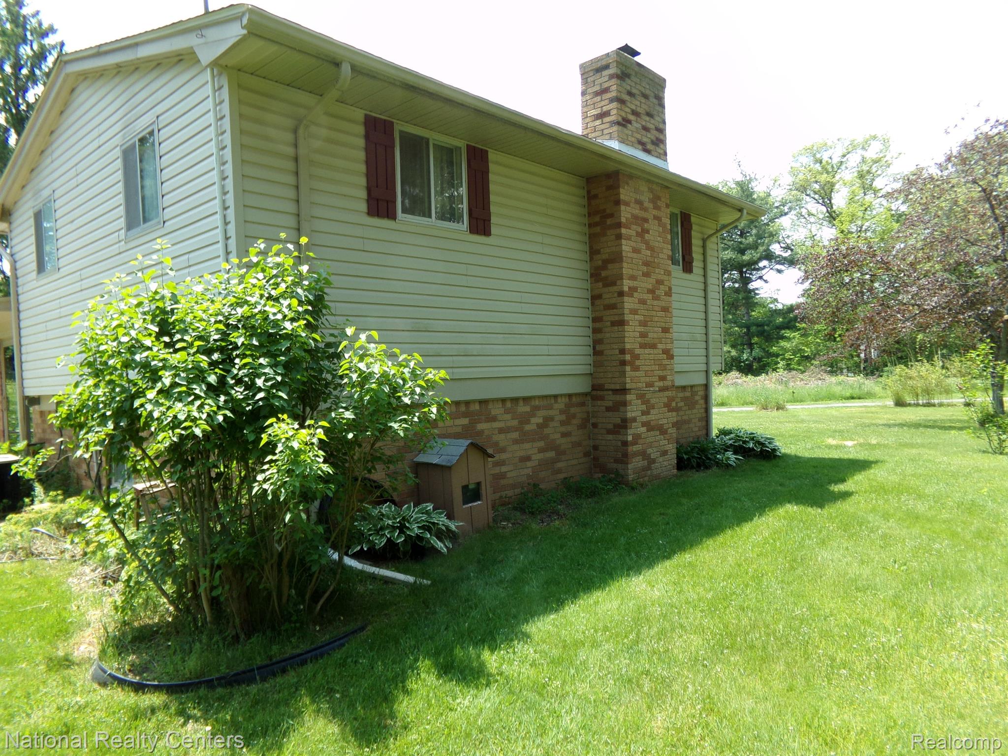 5600 Eagle Road White Lake, MI 48383 - Photo 9 of 51 Gallery Image 9