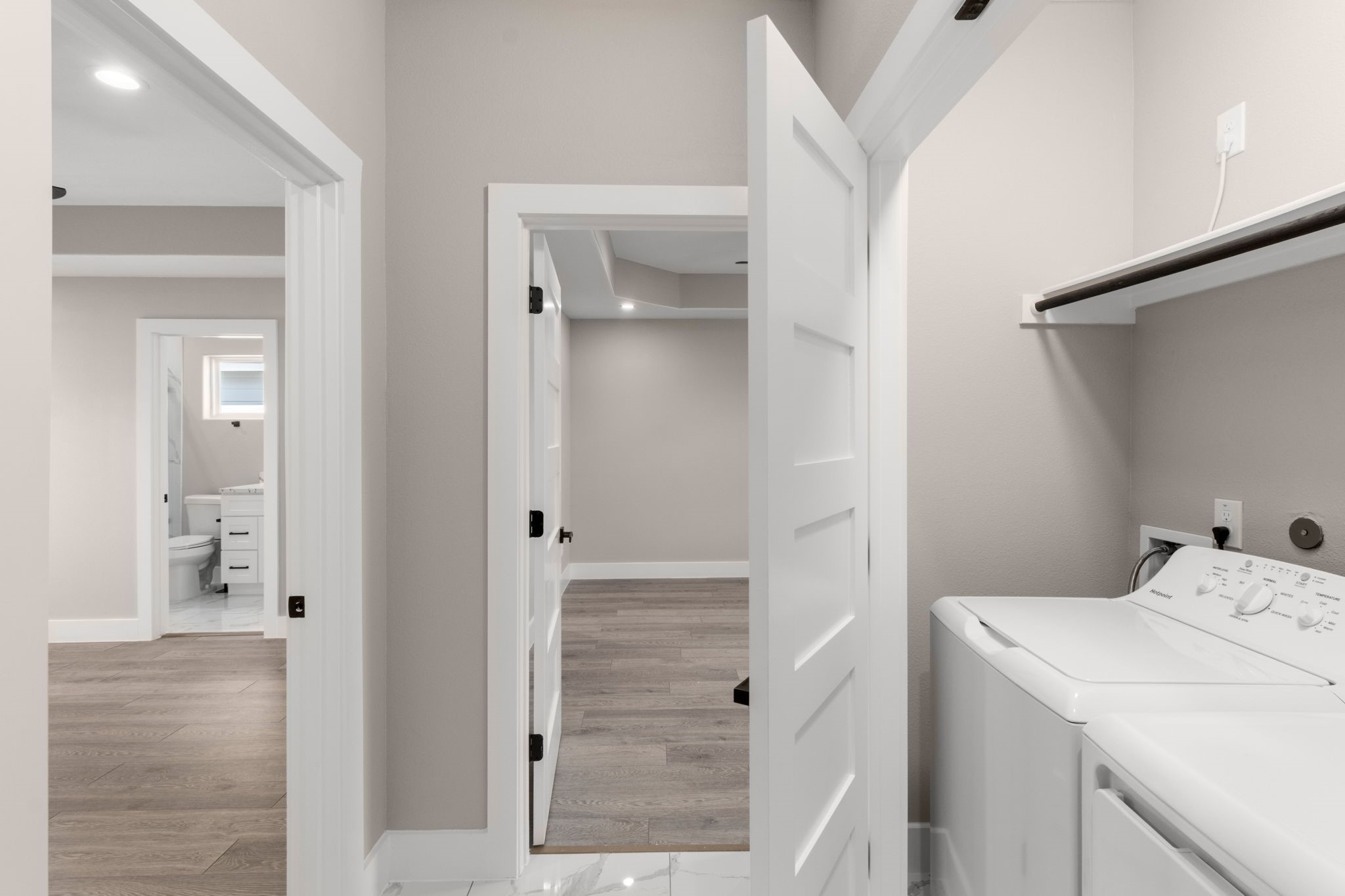 7925 Colonial Lane Houston, TX 77051 - Photo 27 of 31 a bathroom with a sink and shower