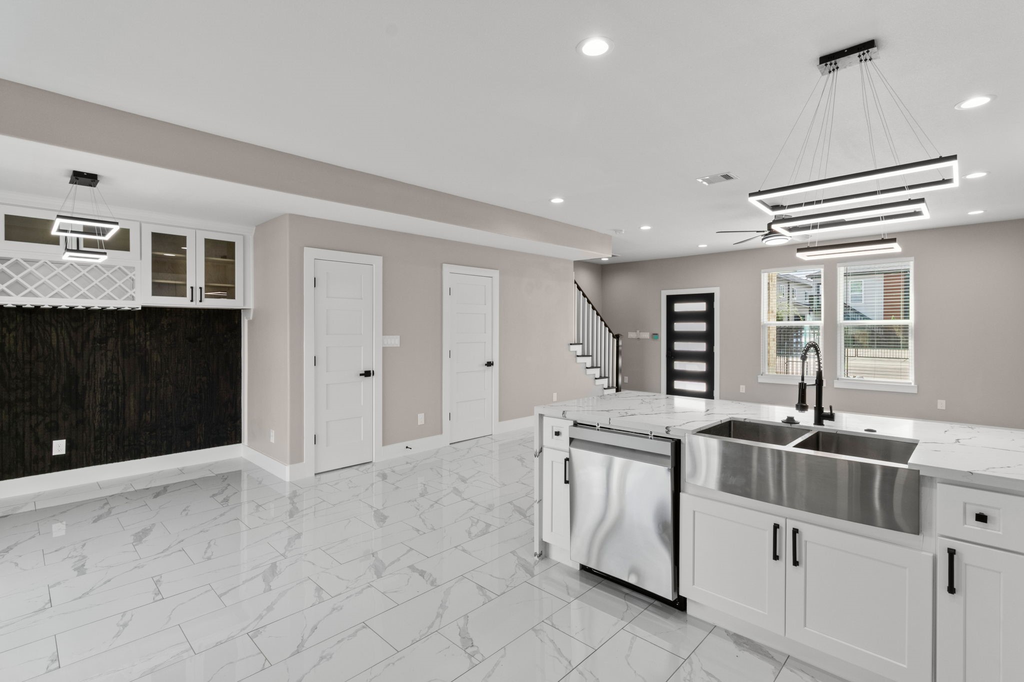 7925 Colonial Lane Houston, TX 77051 - Photo 10 of 30