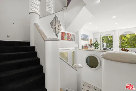 $3,395,000 | 120 Mast Mall, Marina del Rey, CA 90292