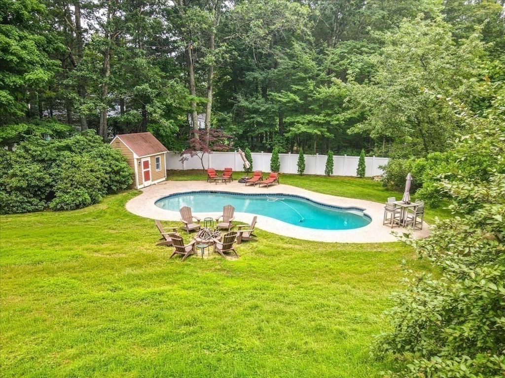 36 Wagon Road Walpole, MA 02081 - Photo 33 of 42