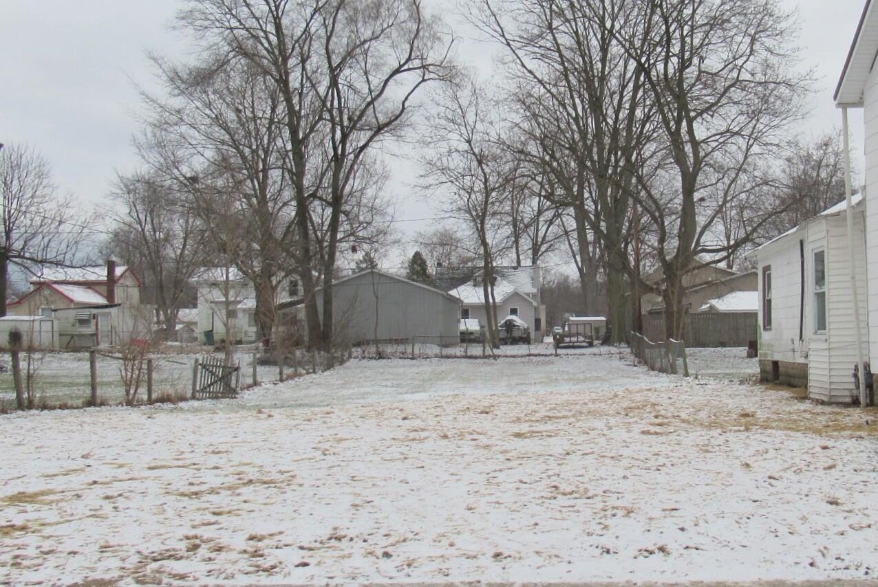 1214 4th Street Three Rivers, MI 49093 - Photo 5 of 6 IMG_80182