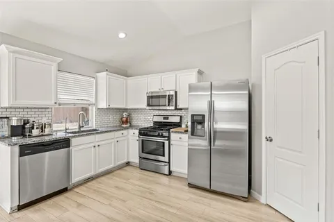 $375,000 | 9101 Norwich Drive, McKinney, TX 75071