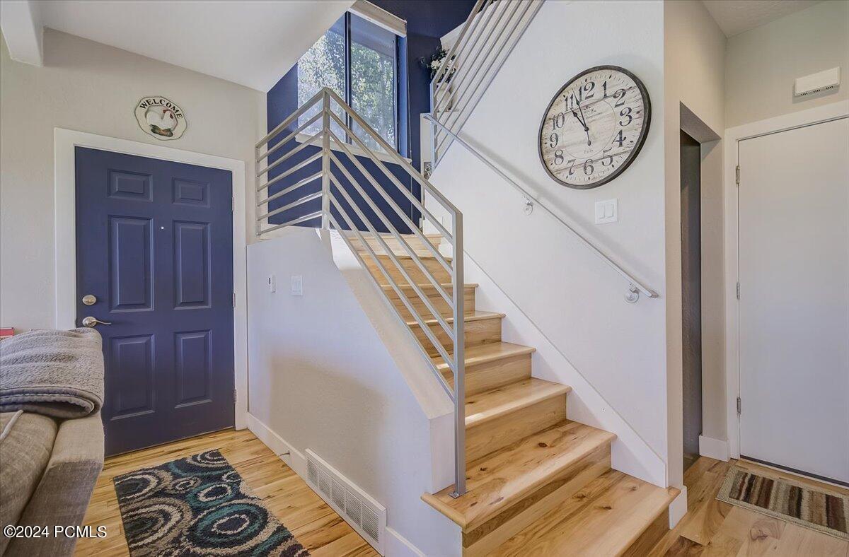 2690 Cottage Loop Park City, UT 84098 - Photo 2 of 25
