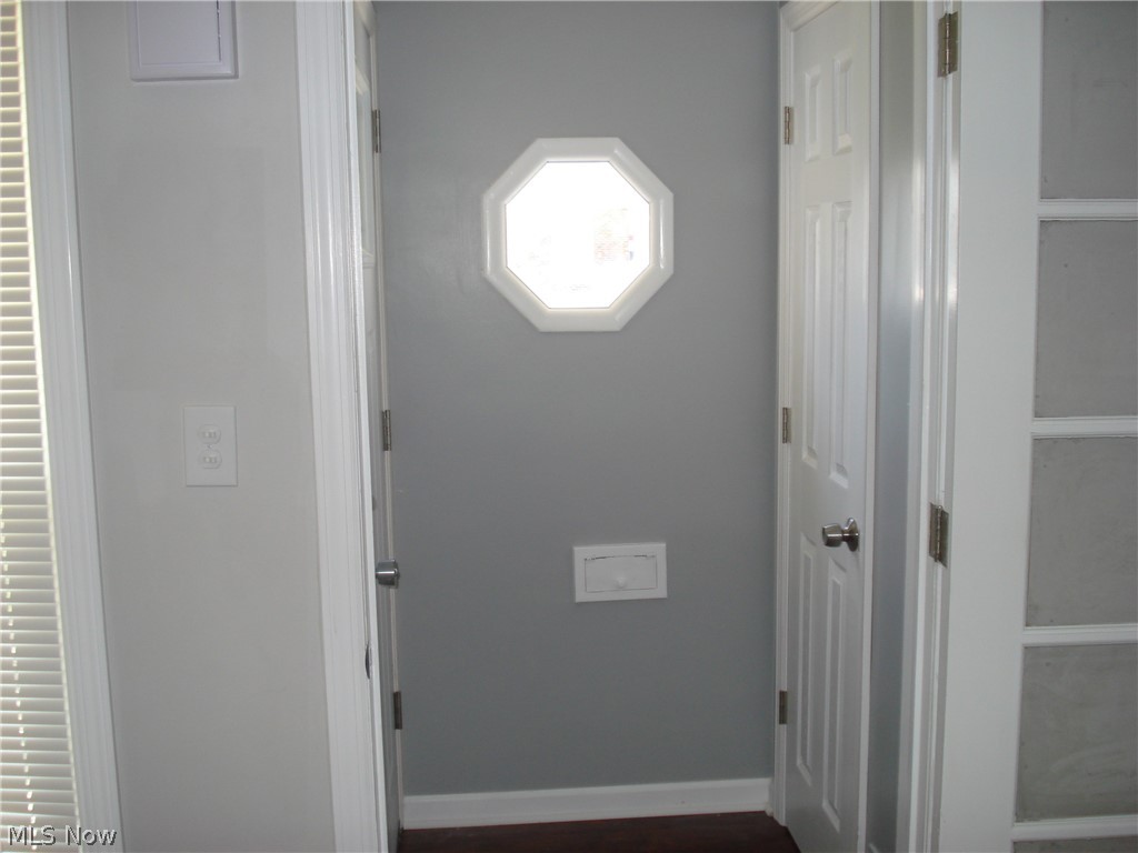4021 Stonehaven Road Cleveland, OH 44121 - Photo 25 of 31