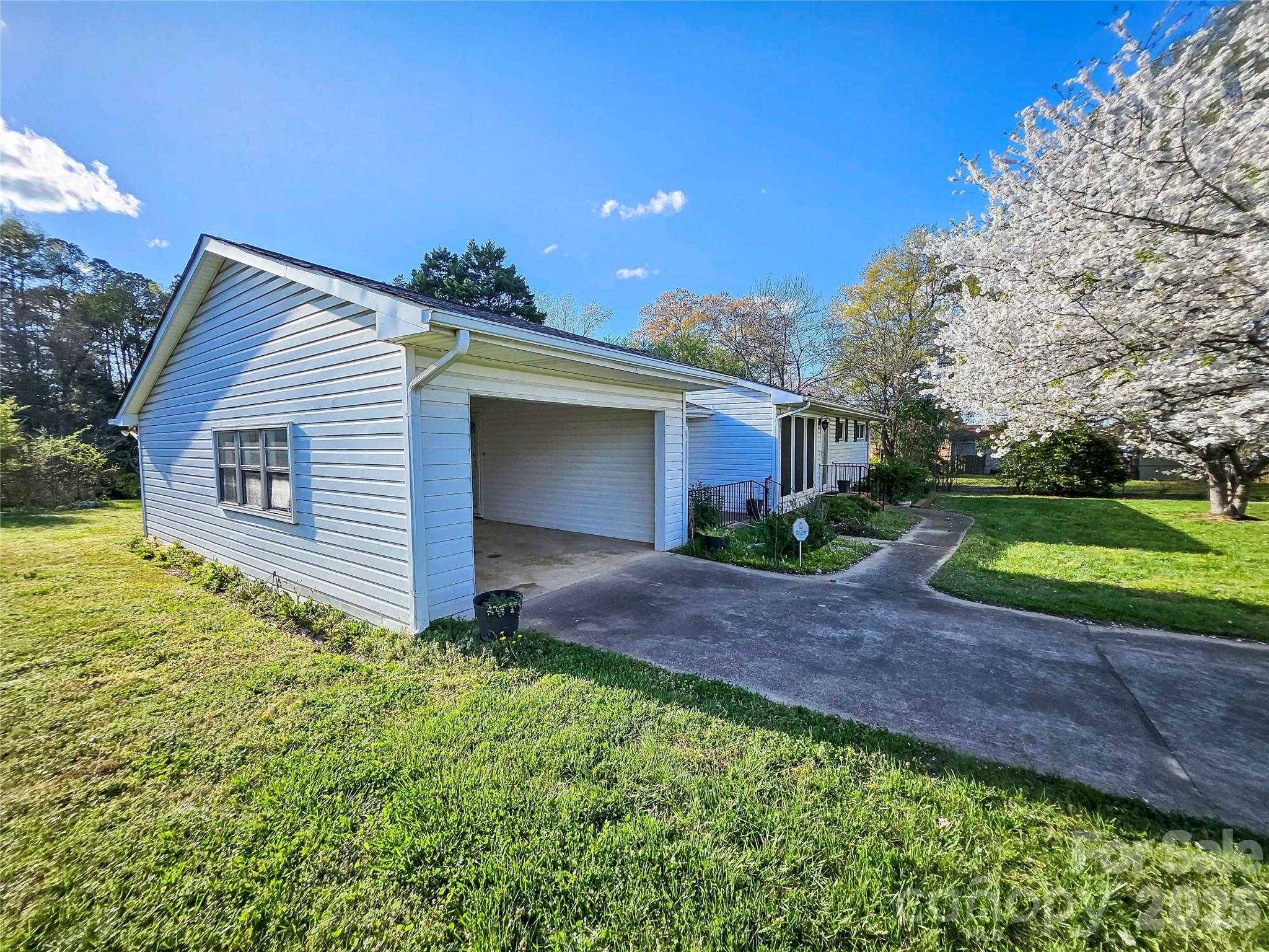 519 Broome Street Monroe, NC 28110 - Photo 2 of 18