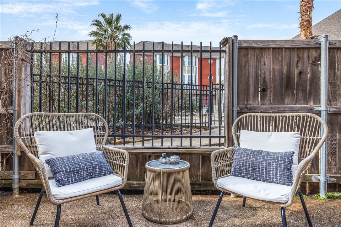 1198 Jones-Butler Road, Unit 709 College Station, TX 77840 - Photo 3 of 28