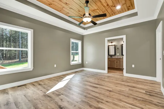 $394,900 | 140 White Water Run Lane, Ocoee, TN 37361