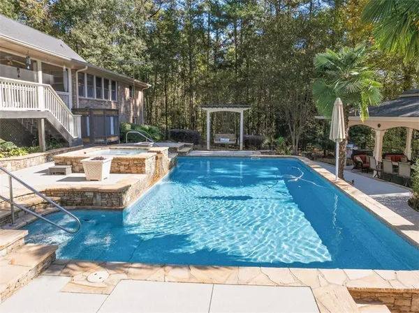 $670,000 | 2150 Oglesby Bridge Road Southwest, Conyers, GA 30094