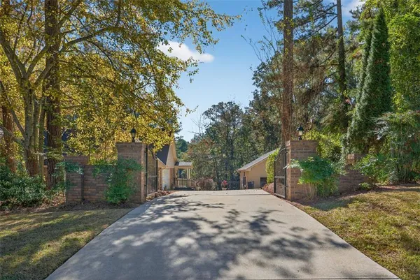 $670,000 | 2150 Oglesby Bridge Road Southwest, Conyers, GA 30094