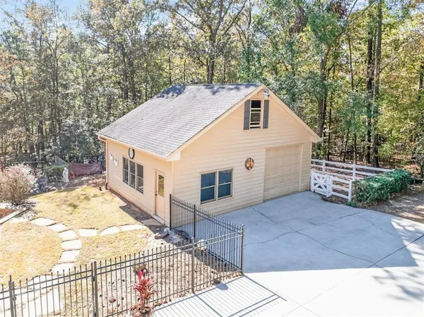 $670,000 | 2150 Oglesby Bridge Road Southwest, Conyers, GA 30094