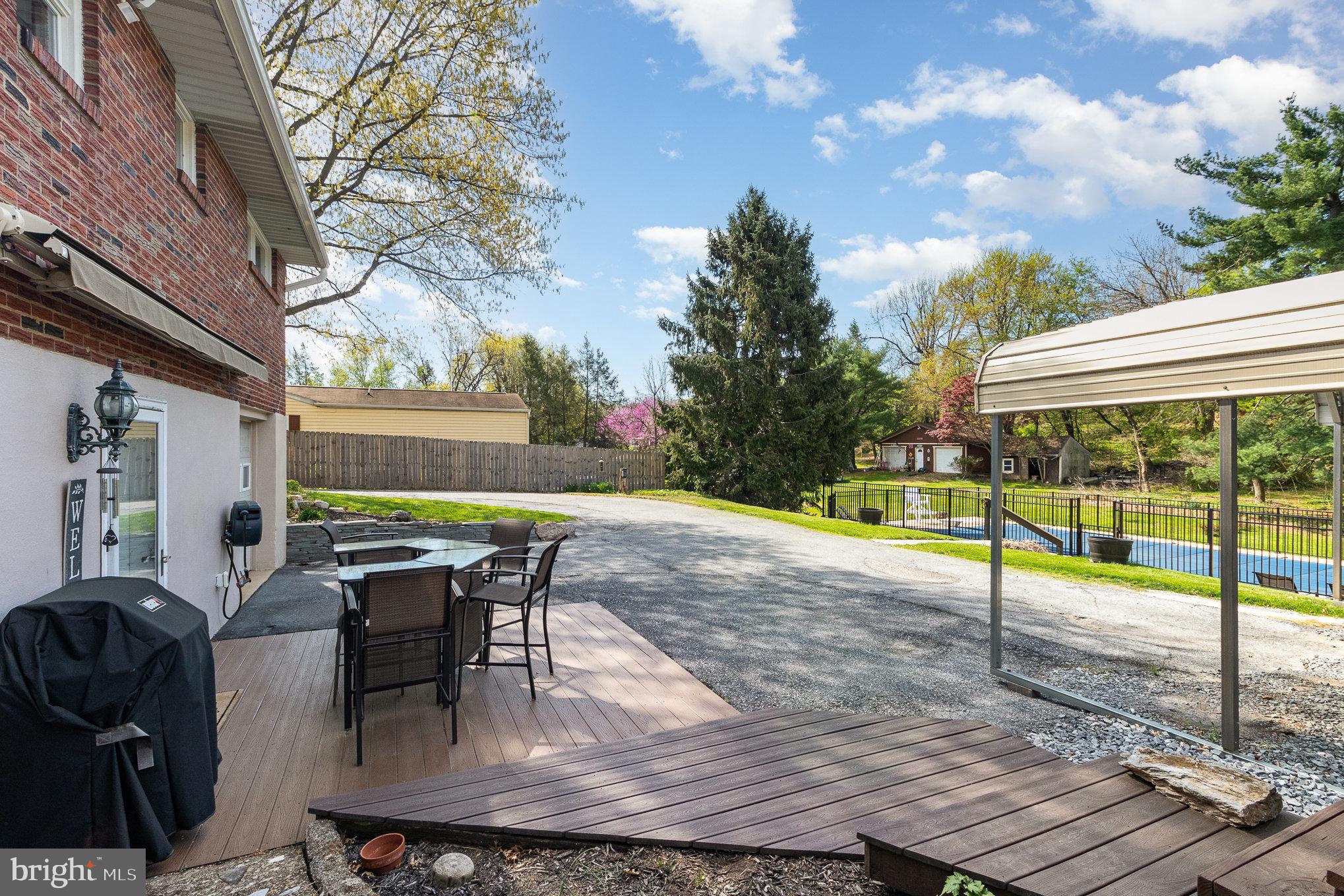 114 Poplar Road New Cumberland, PA 17070 - Photo 15 of 26 patio