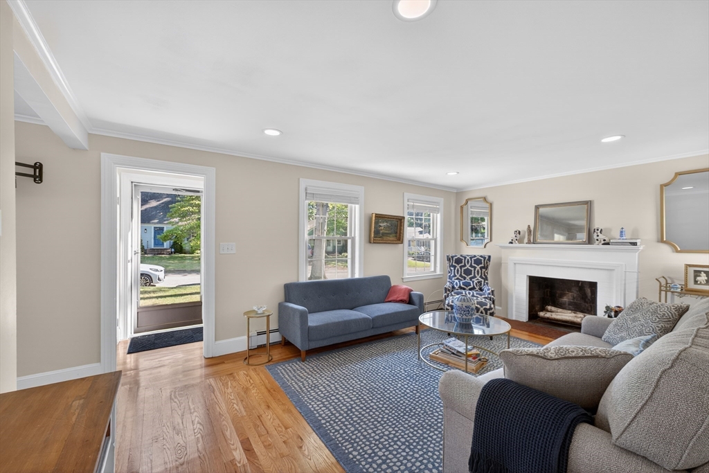 9 Milton Road Barrington, RI 02806 - Photo 16 of 42