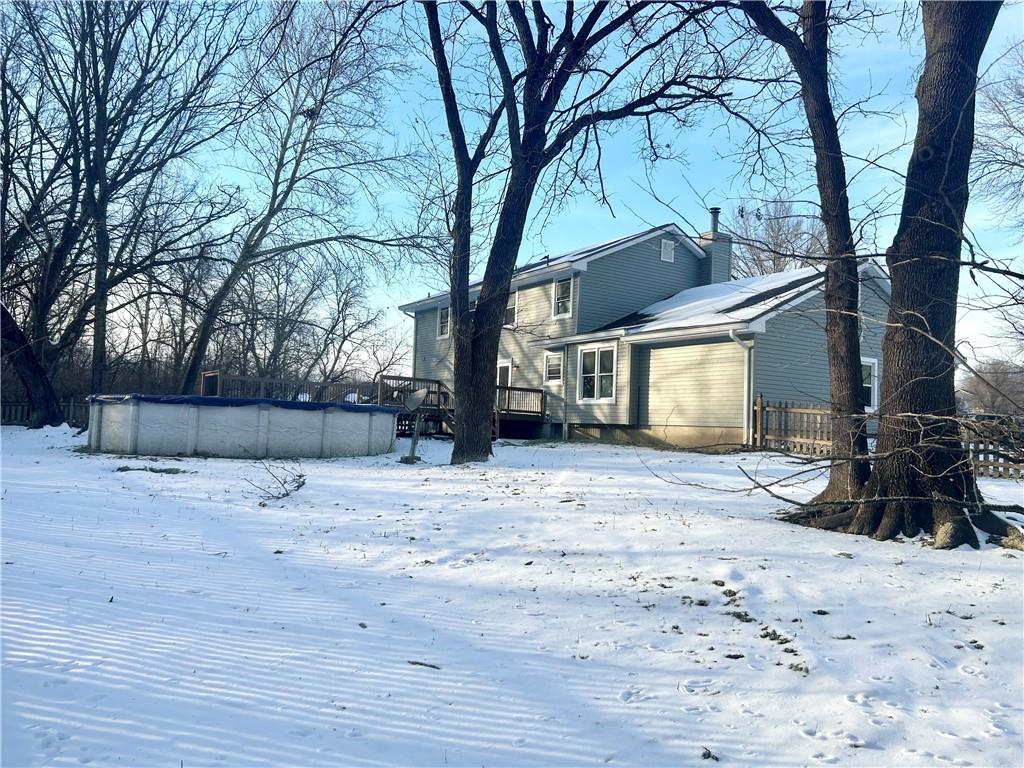 130 Hampton Court Lansing, KS 66043 - Photo 2 of 3