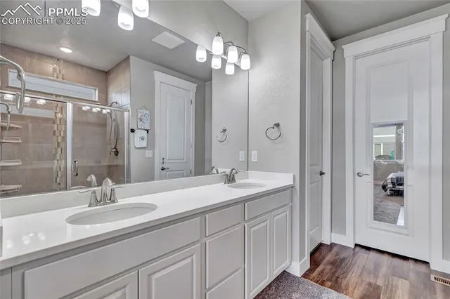 a view of room with cabinet