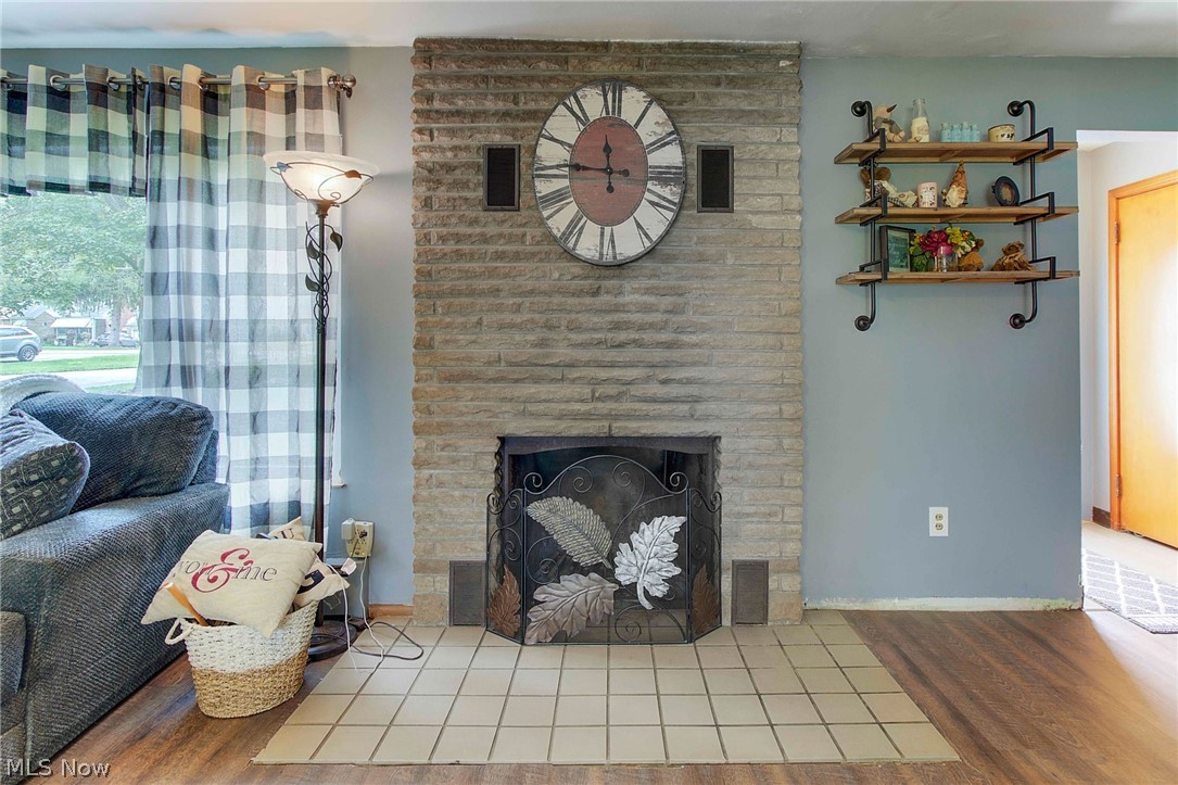 1842 Massillon Road Akron, OH 44312 - Photo 9 of 35
